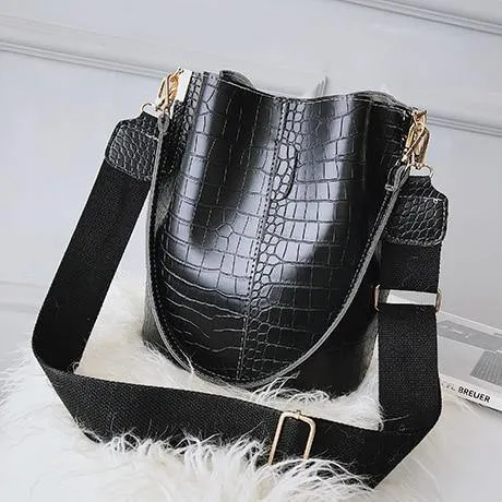Large Capacity Faux Alligator Bucket Bag
